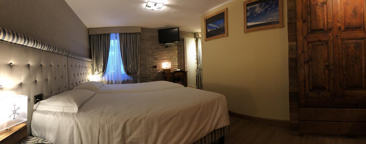 Hotel Edelweiss 3 Stelle Superior Breuil-Cervinia Ngoại thất bức ảnh