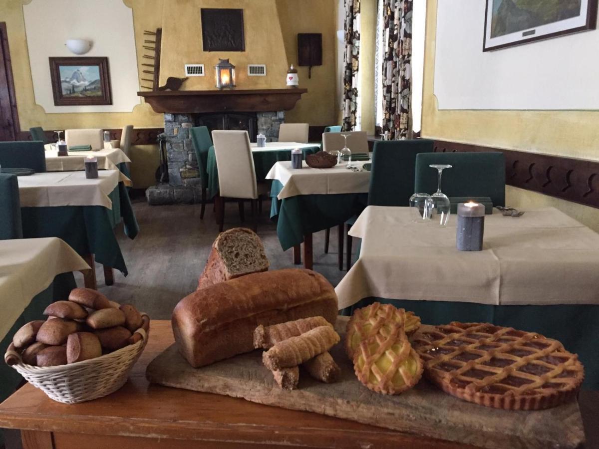 Hotel Edelweiss 3 Stelle Superior Breuil-Cervinia Ngoại thất bức ảnh